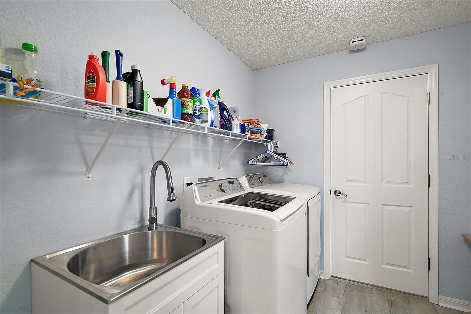 1738 AUGUSTINE DR, THE VILLAGES, FL, 32159