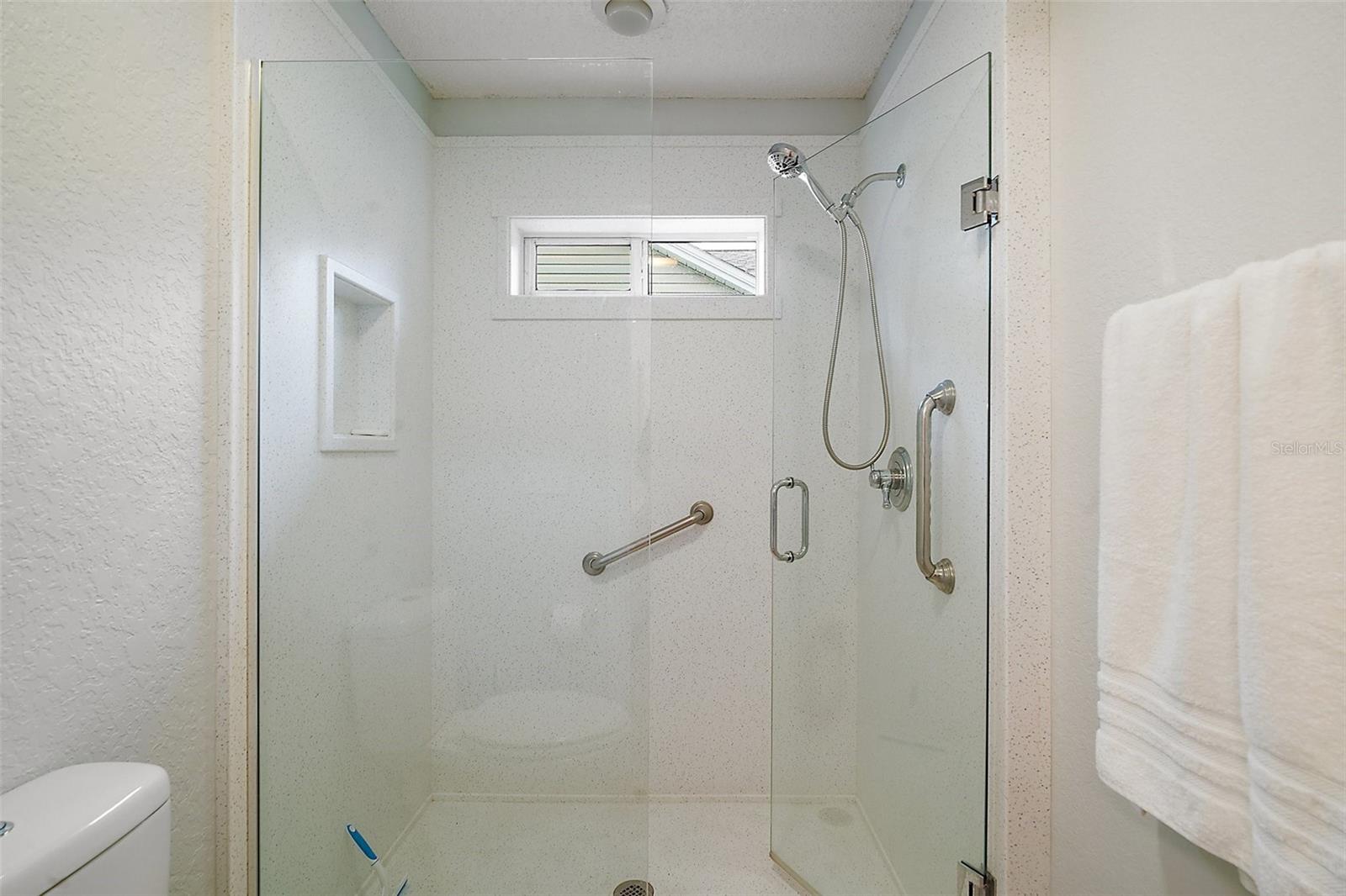 1738 AUGUSTINE DR, THE VILLAGES, FL, 32159