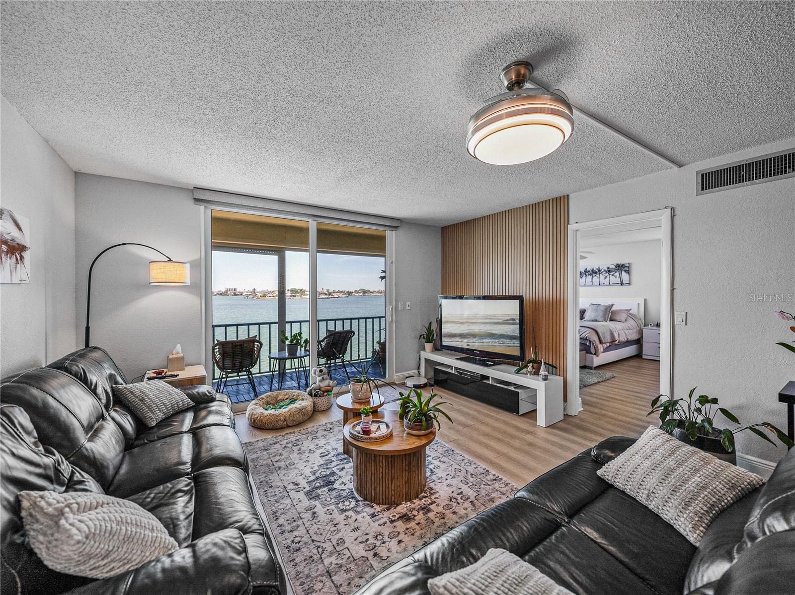 7910 SUN ISLAND DR S #301, SOUTH PASADENA, FL, 33707