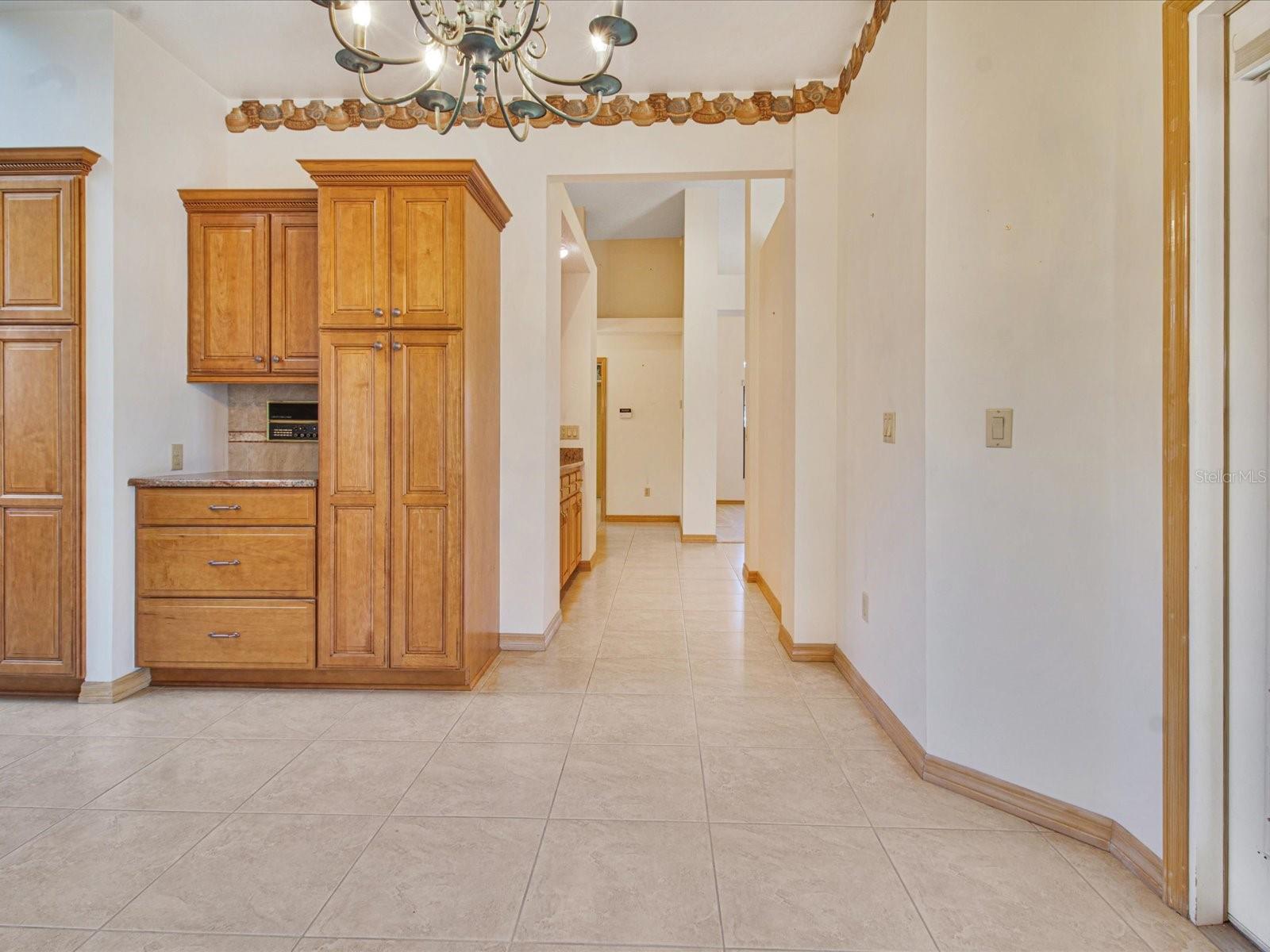 2806 FOREST CLUB DR, PLANT CITY, FL, 33566
