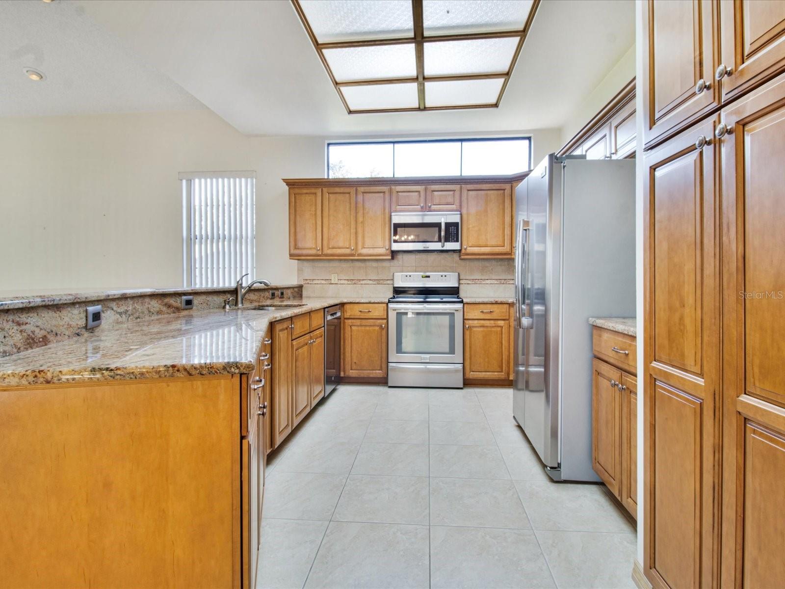 2806 FOREST CLUB DR, PLANT CITY, FL, 33566