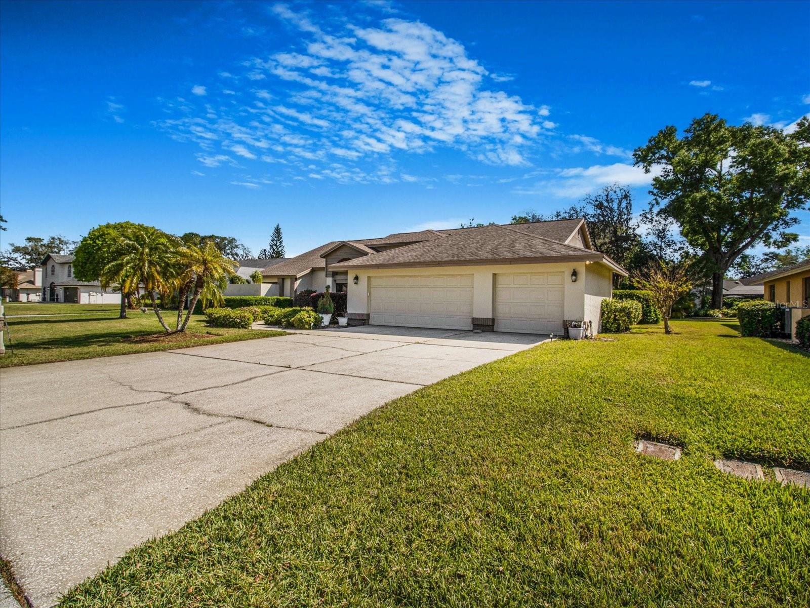 2806 FOREST CLUB DR, PLANT CITY, FL, 33566
