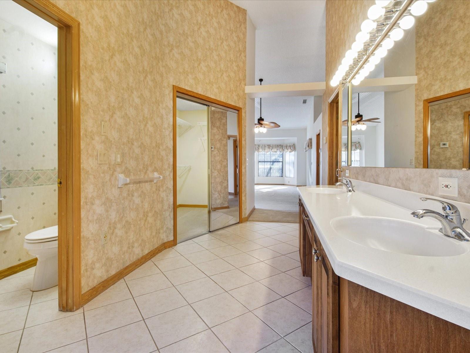 2806 FOREST CLUB DR, PLANT CITY, FL, 33566