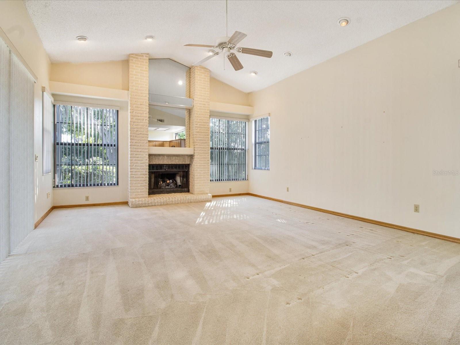 2806 FOREST CLUB DR, PLANT CITY, FL, 33566