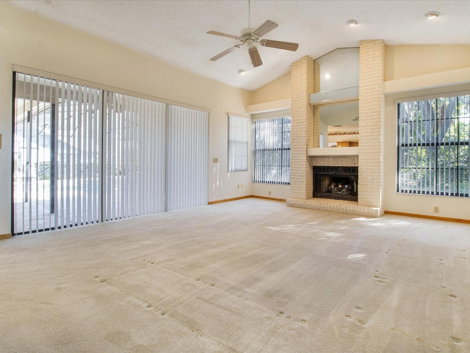 2806 FOREST CLUB DR, PLANT CITY, FL, 33566