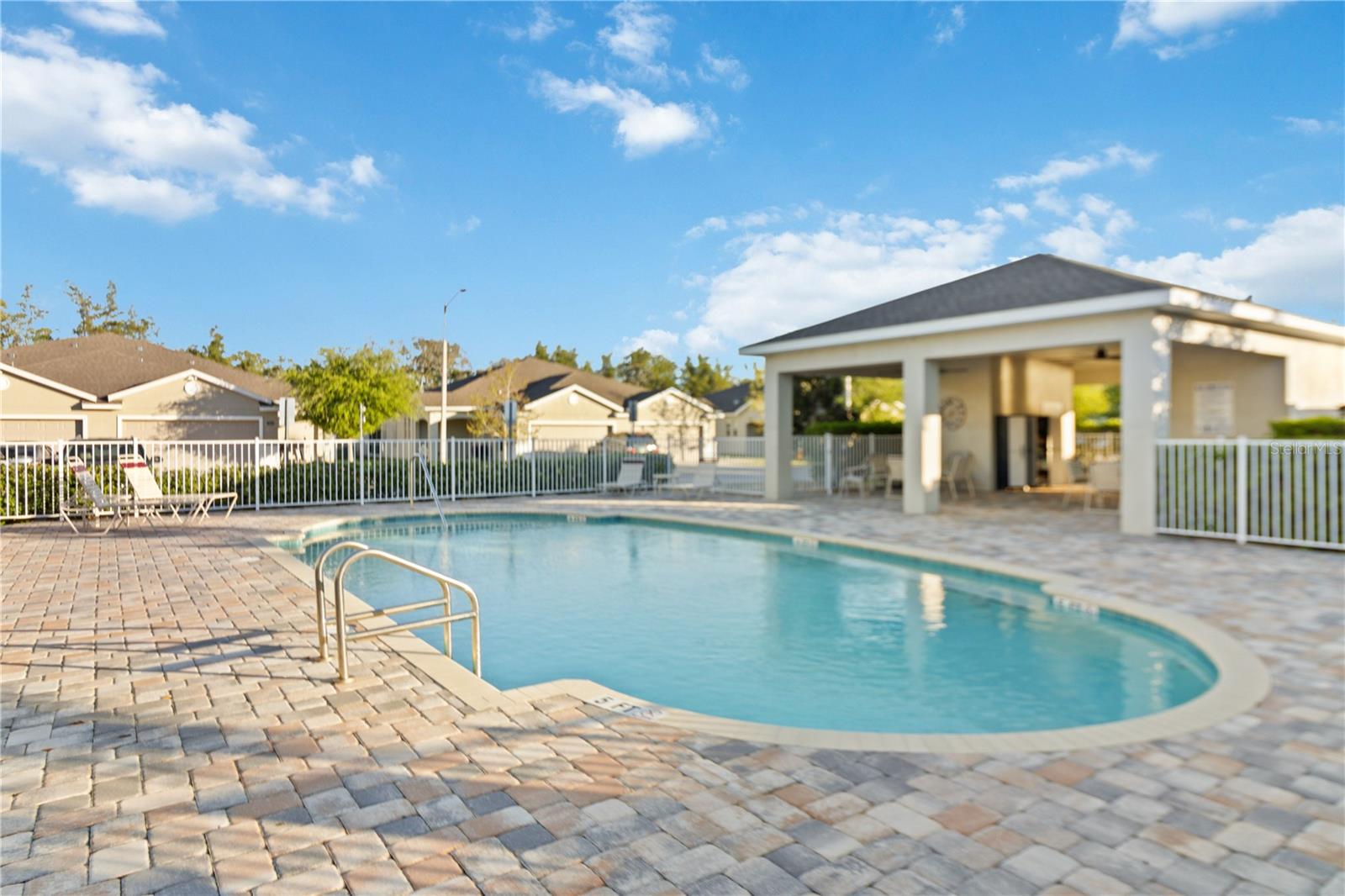 2262 MONTVIEW DR, CLEARWATER, FL, 33763