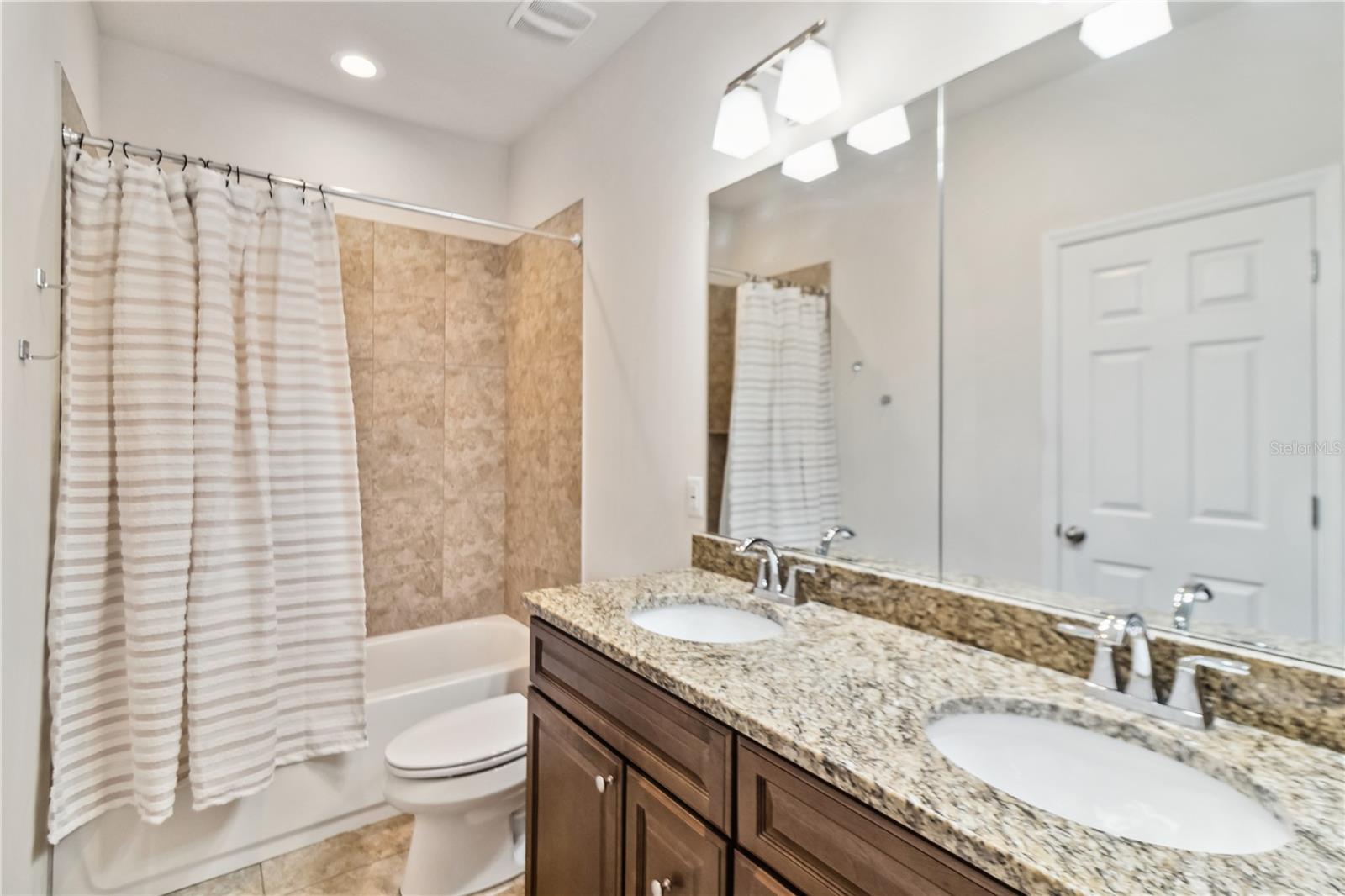 2262 MONTVIEW DR, CLEARWATER, FL, 33763