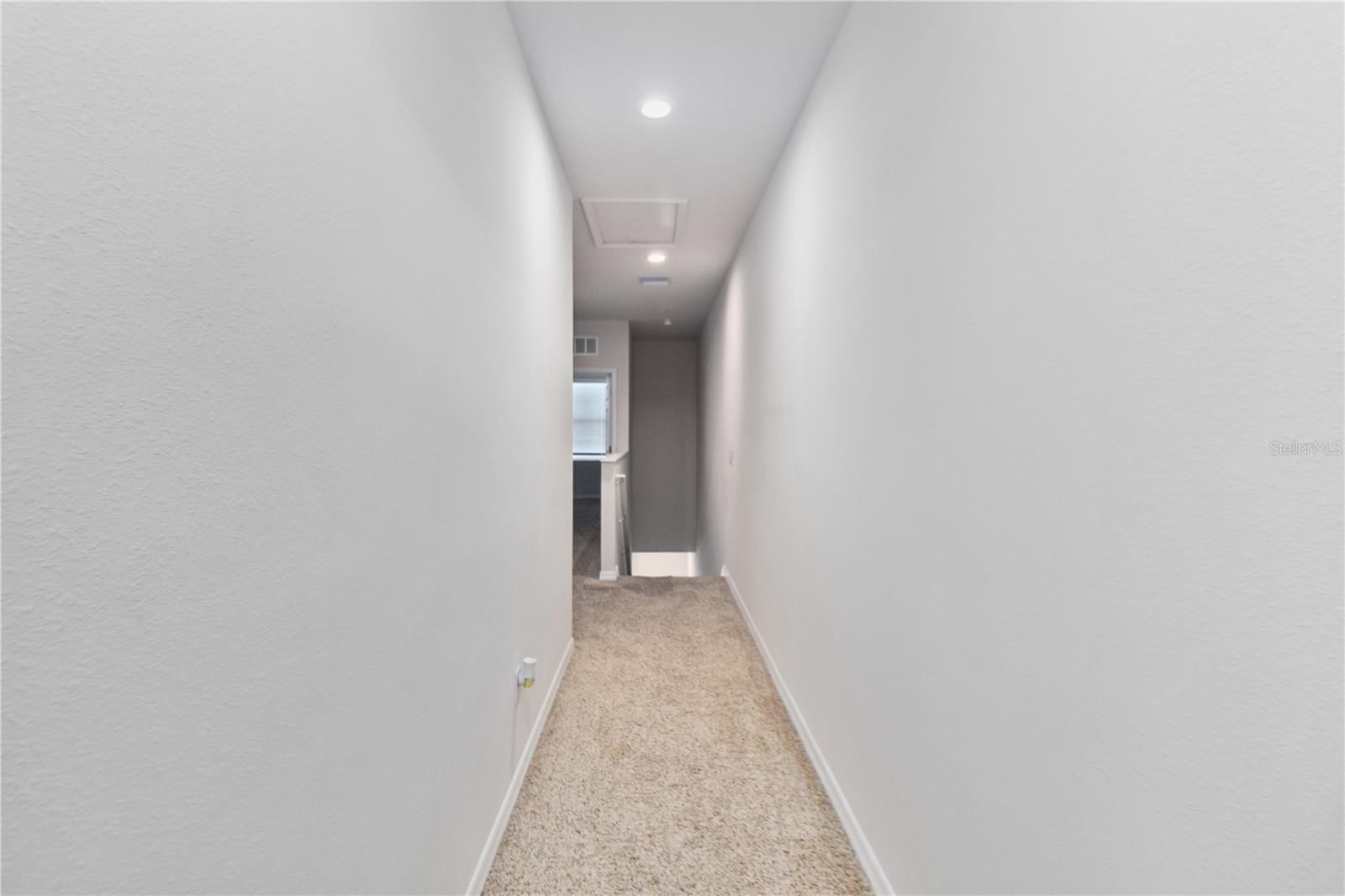 2262 MONTVIEW DR, CLEARWATER, FL, 33763