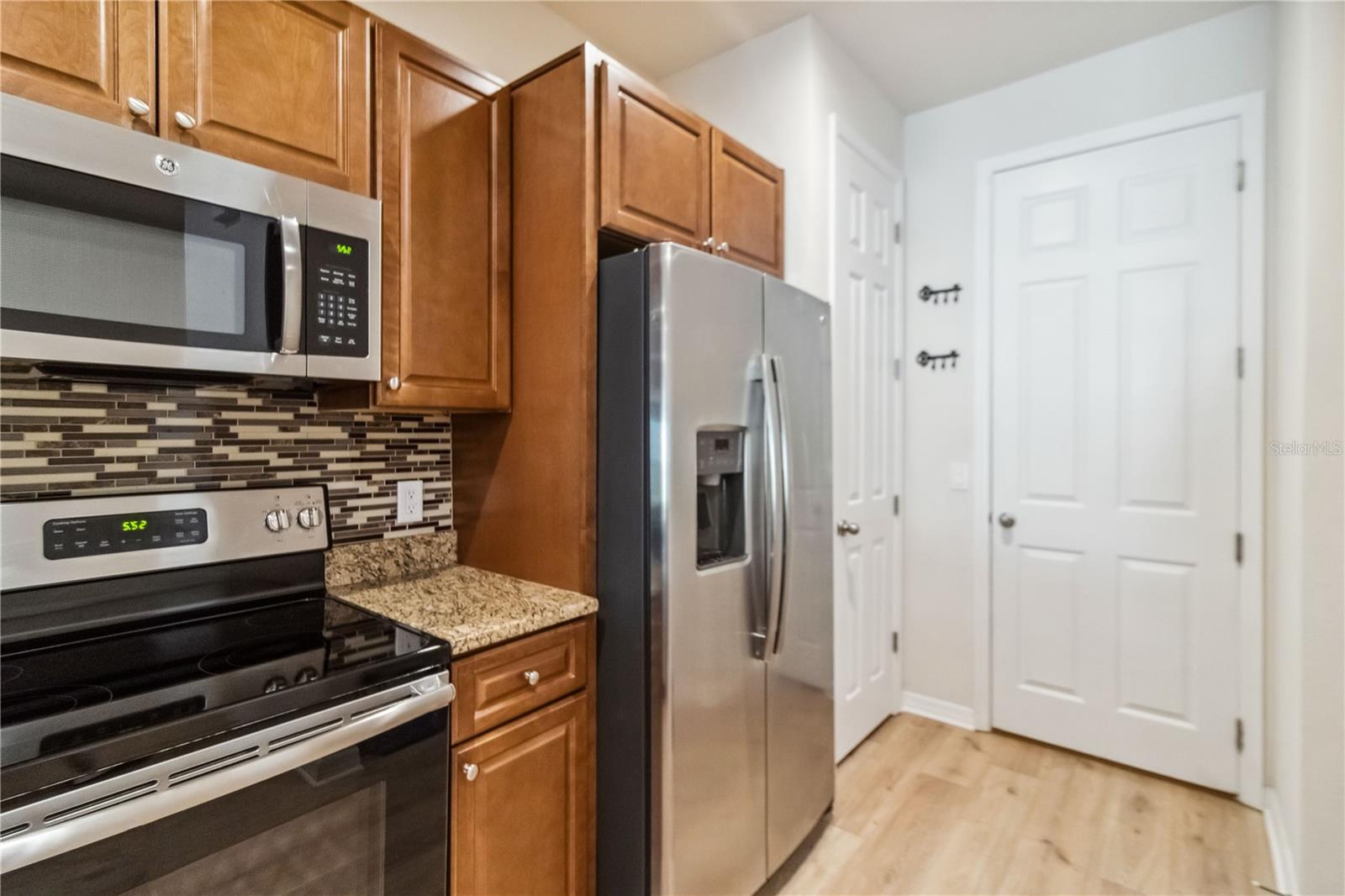 2262 MONTVIEW DR, CLEARWATER, FL, 33763