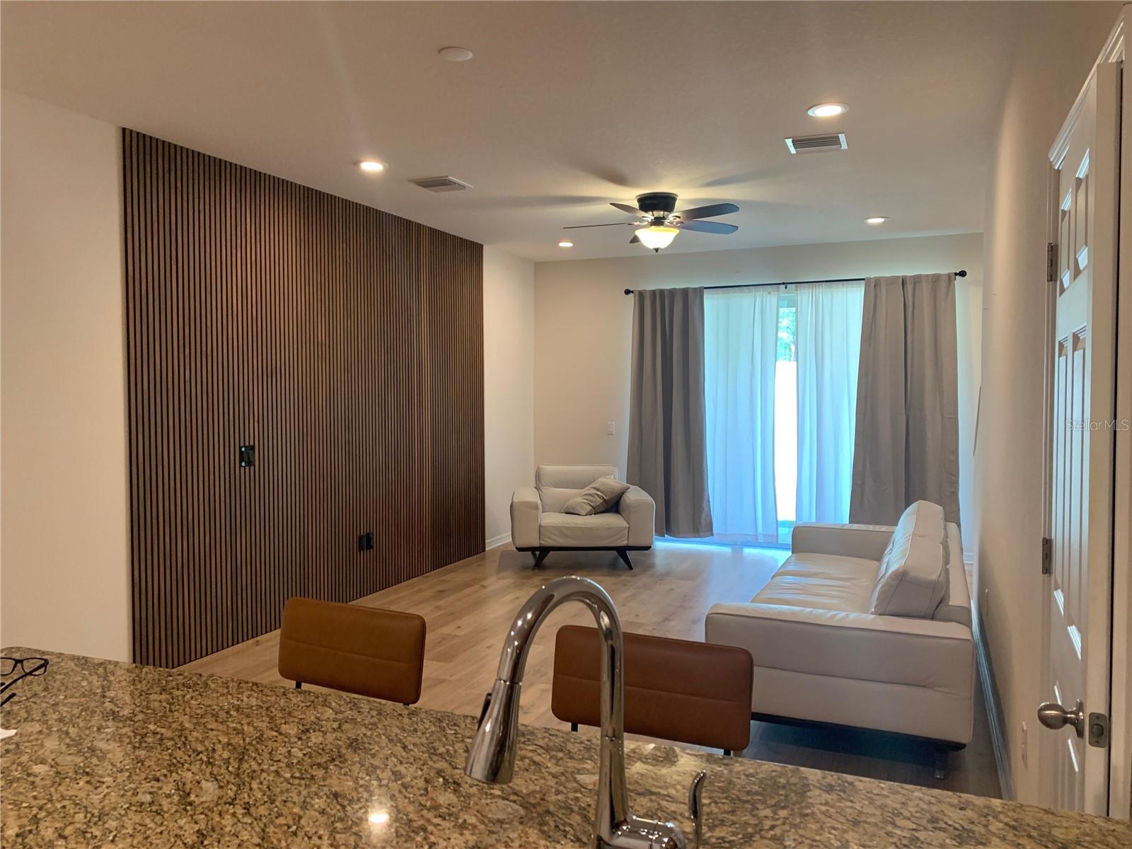 2262 MONTVIEW DR, CLEARWATER, FL, 33763