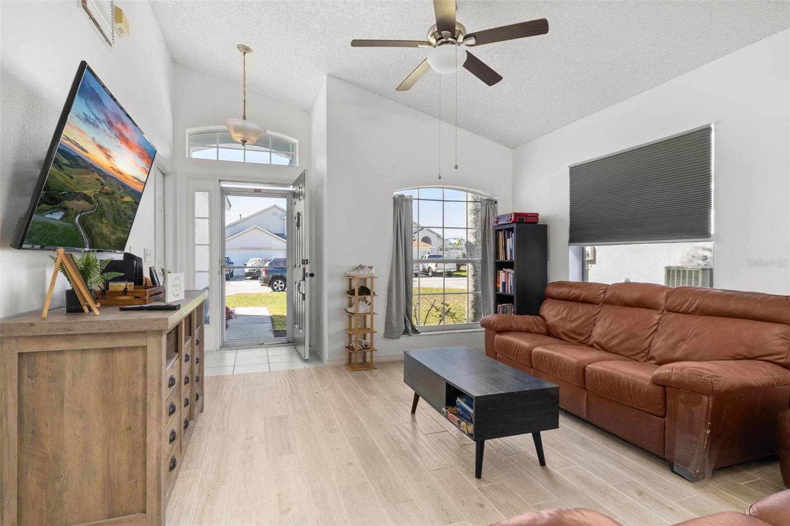 121 SONJA CIR, DAVENPORT, FL, 33897