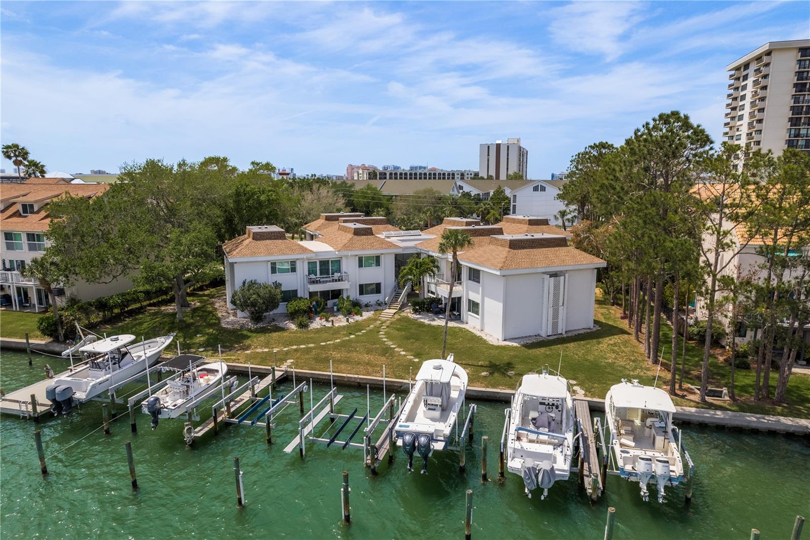 311 ISLAND WAY #101, CLEARWATER BEACH, FL, 33767