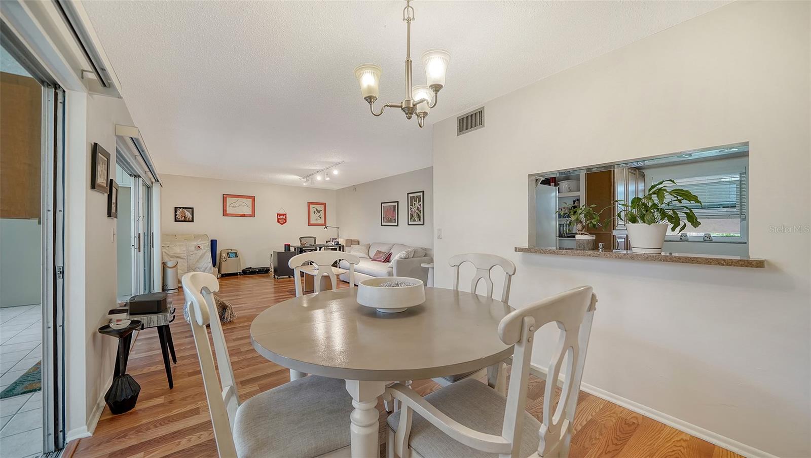 2504 CLUBHOUSE CIR #102, SARASOTA, FL, 34232