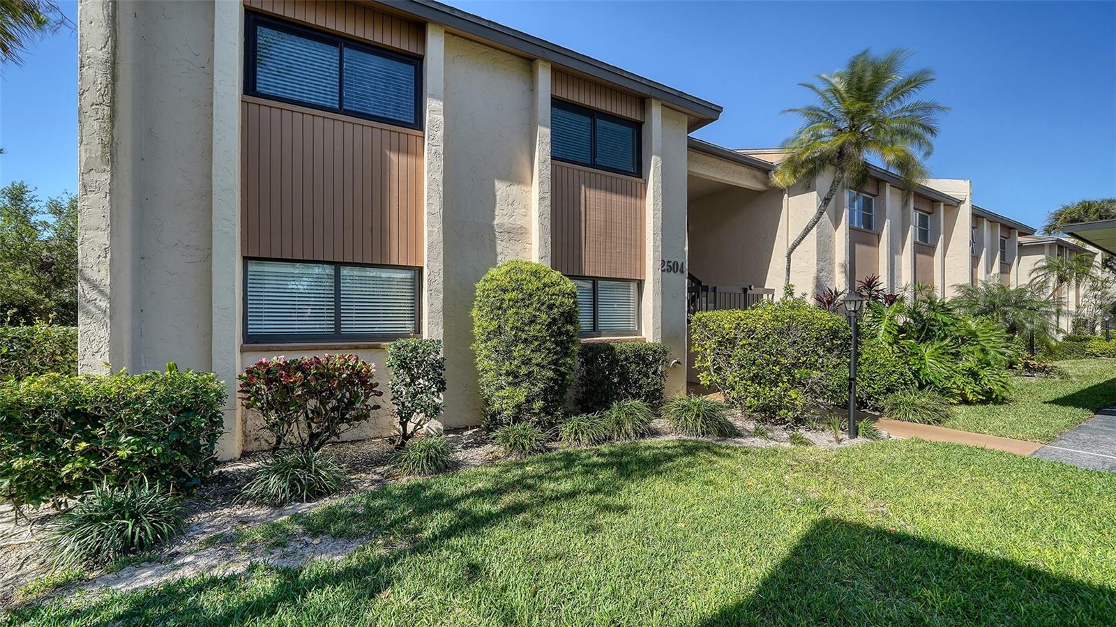 2504 CLUBHOUSE CIR #102, SARASOTA, FL, 34232
