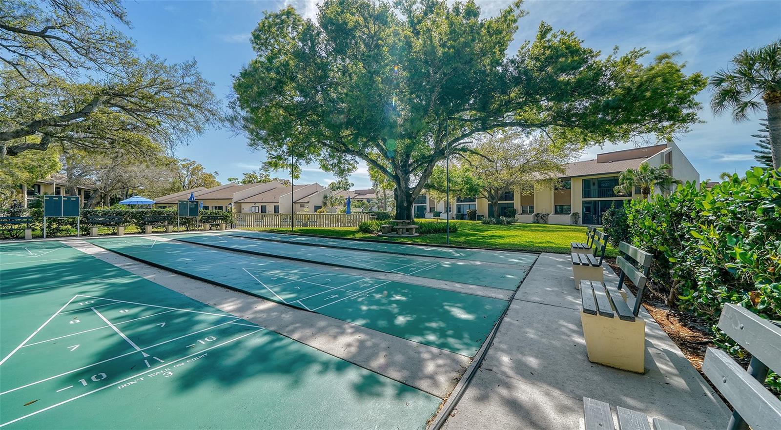 2504 CLUBHOUSE CIR #102, SARASOTA, FL, 34232
