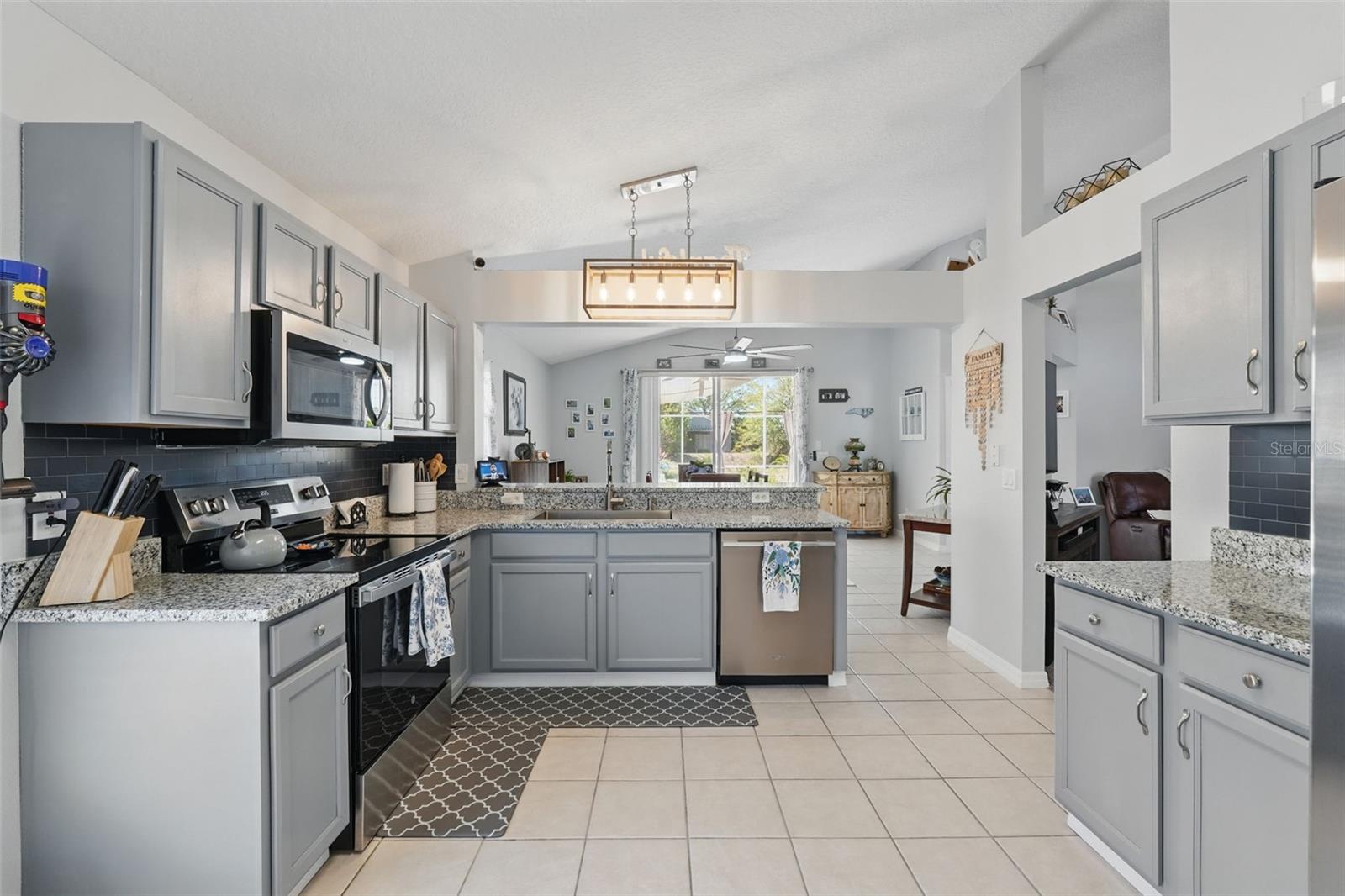 442 TROON CIR, DAVENPORT, FL, 33897