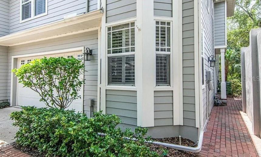 2880 BAYSHORE TRAILS DR, TAMPA, FL, 33611