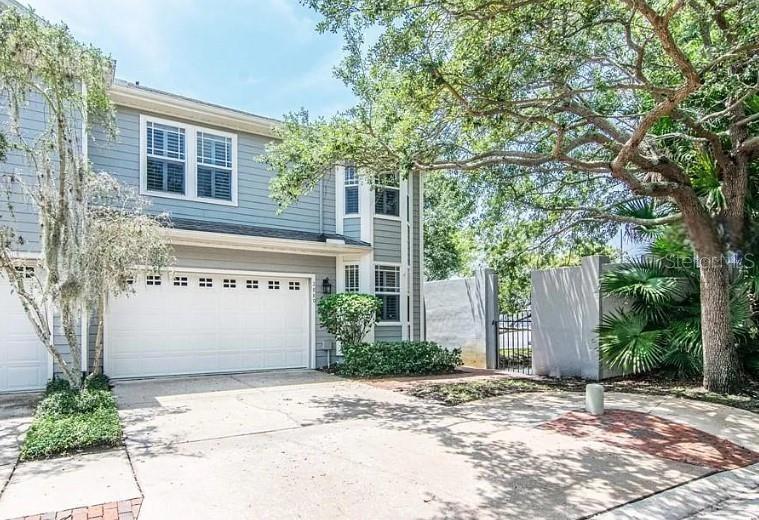 2880 BAYSHORE TRAILS DR, TAMPA, FL, 33611