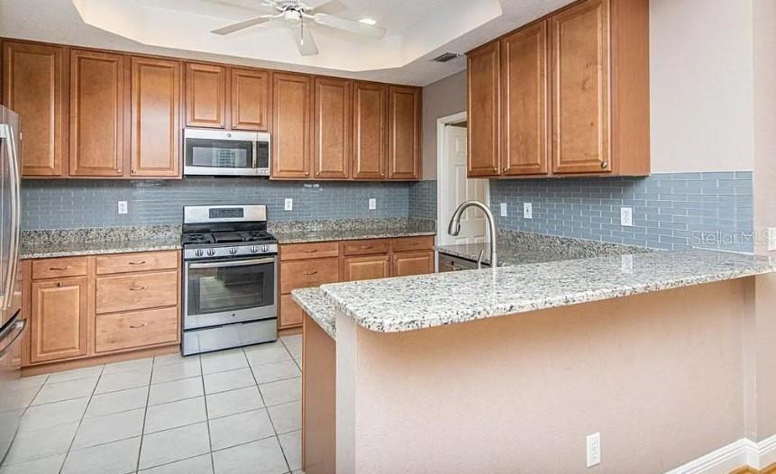 2880 BAYSHORE TRAILS DR, TAMPA, FL, 33611
