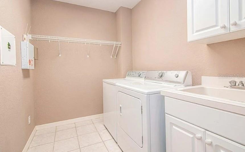 2880 BAYSHORE TRAILS DR, TAMPA, FL, 33611