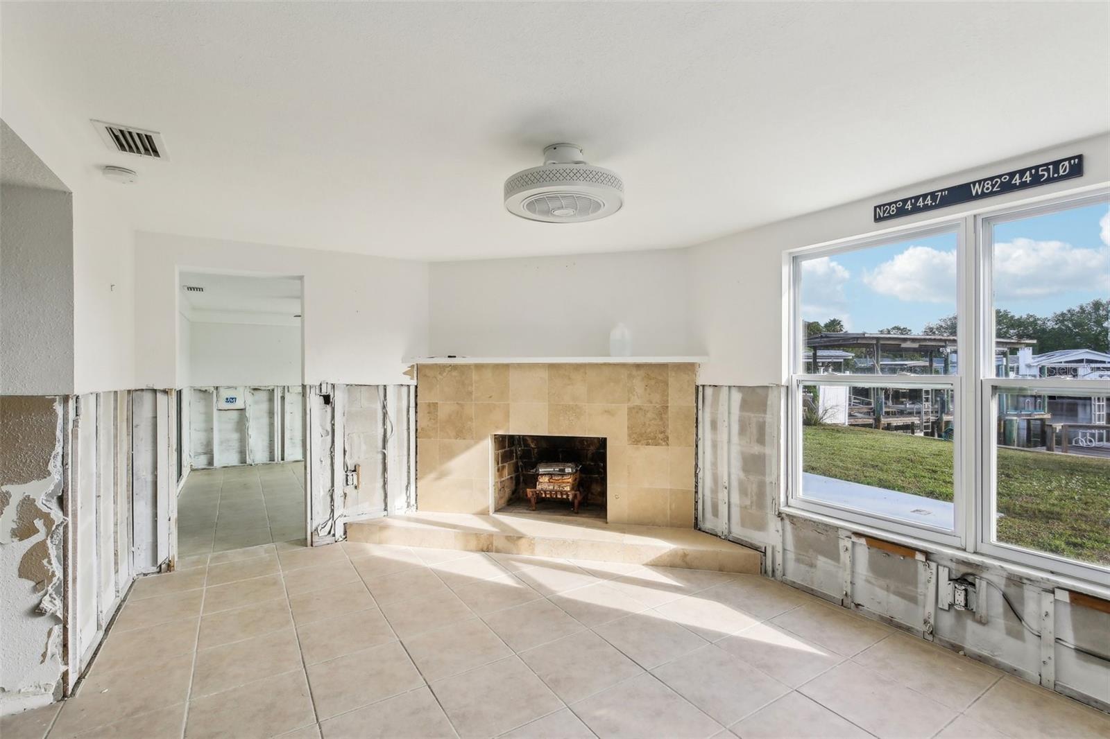 104 CARLYLE CIR, PALM HARBOR, FL, 34683