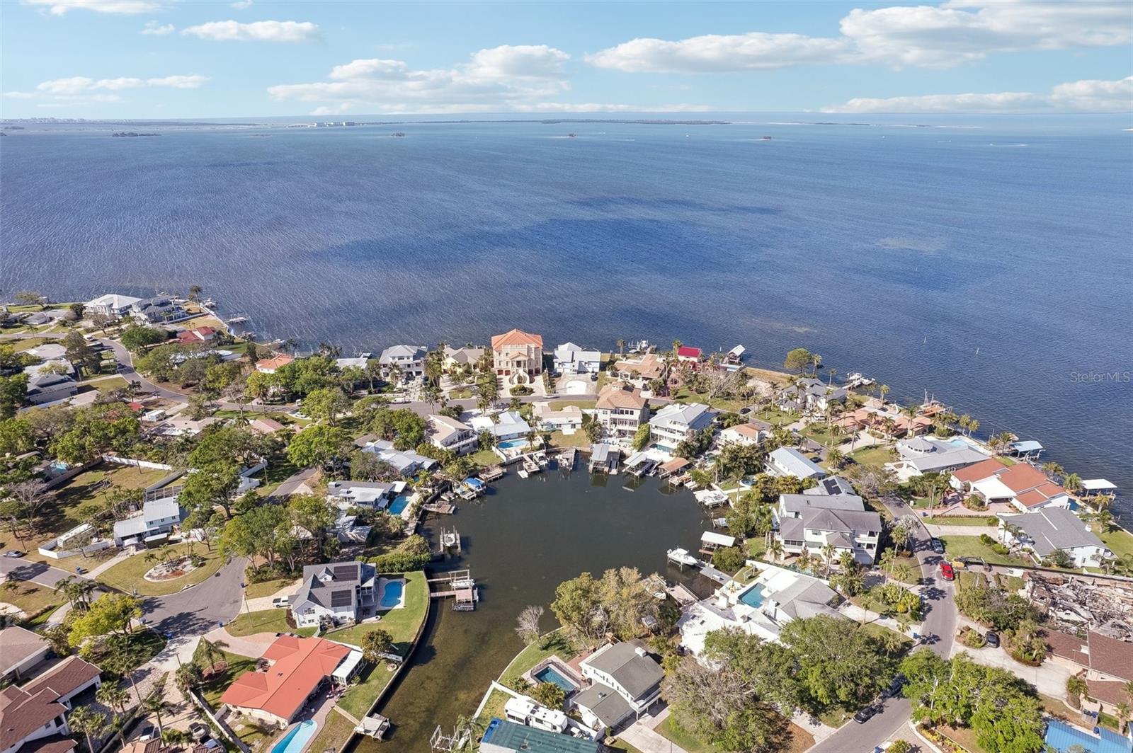 104 CARLYLE CIR, PALM HARBOR, FL, 34683