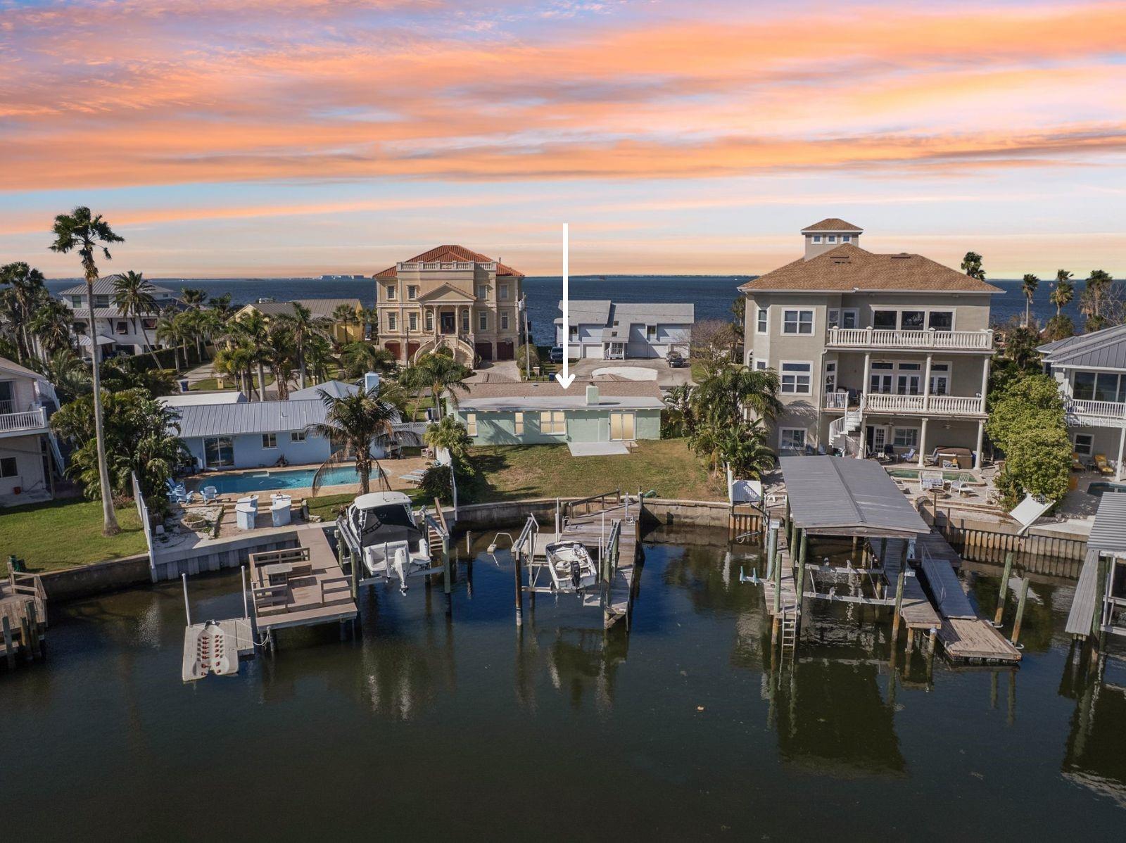 104 CARLYLE CIR, PALM HARBOR, FL, 34683
