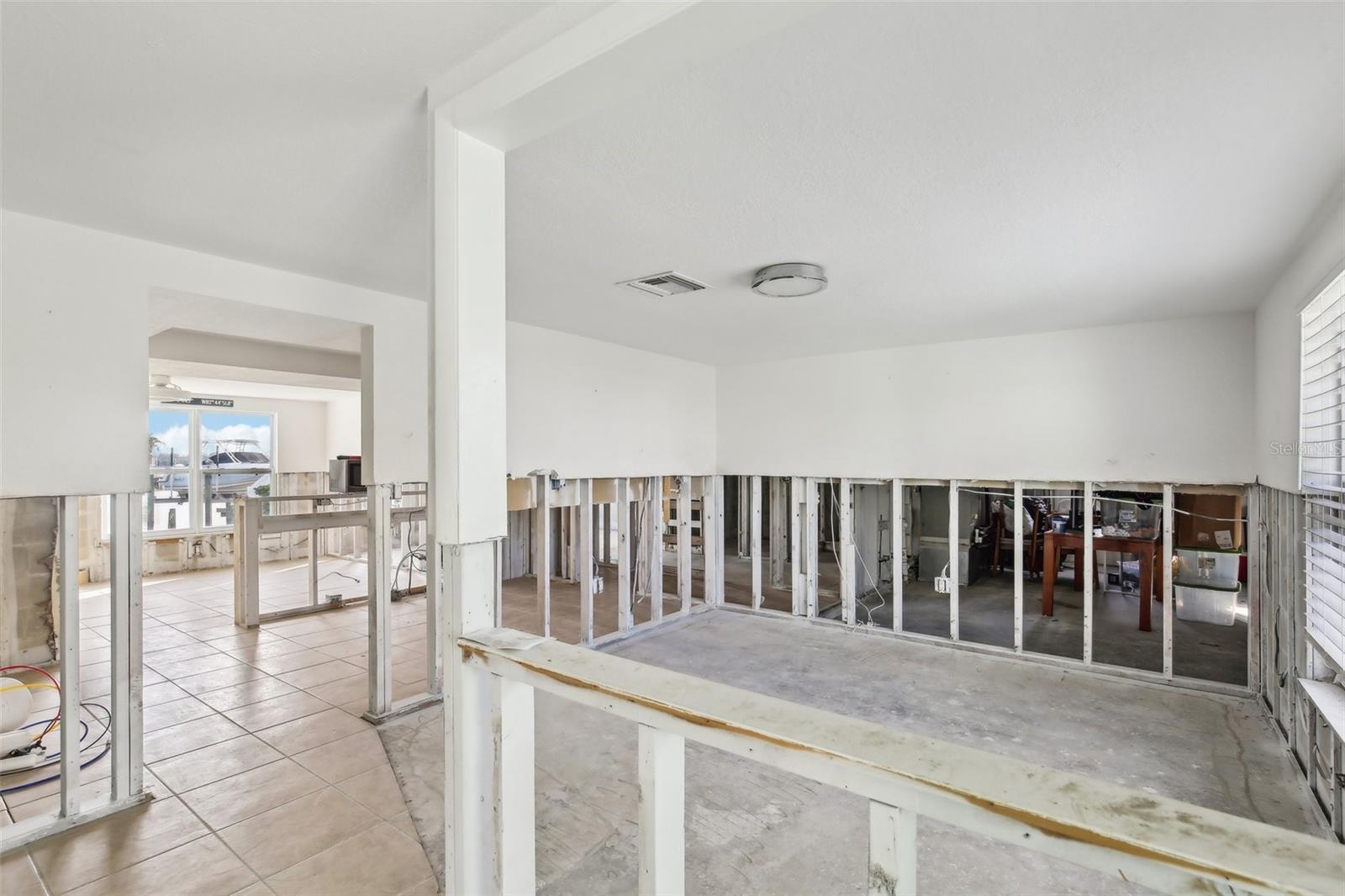 104 CARLYLE CIR, PALM HARBOR, FL, 34683