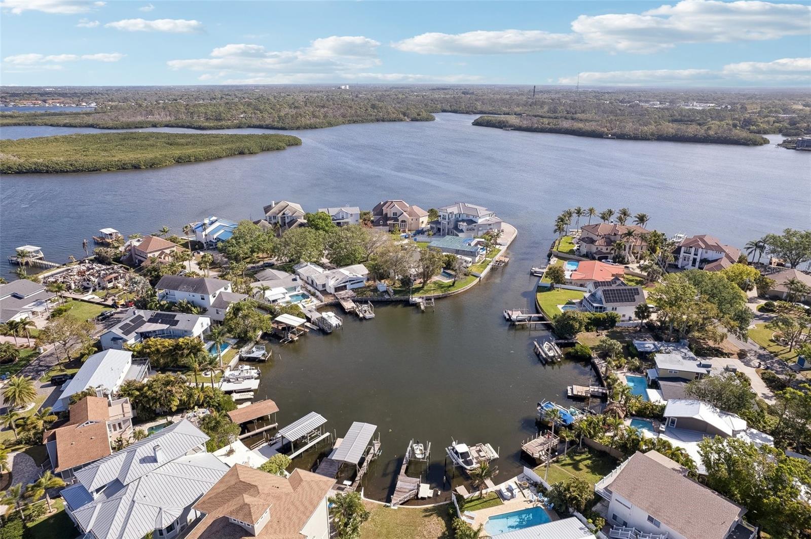 104 CARLYLE CIR, PALM HARBOR, FL, 34683