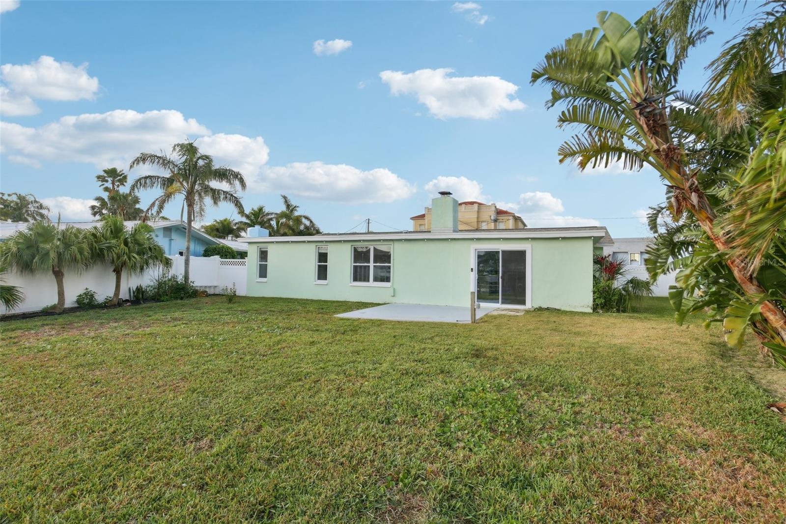 104 CARLYLE CIR, PALM HARBOR, FL, 34683