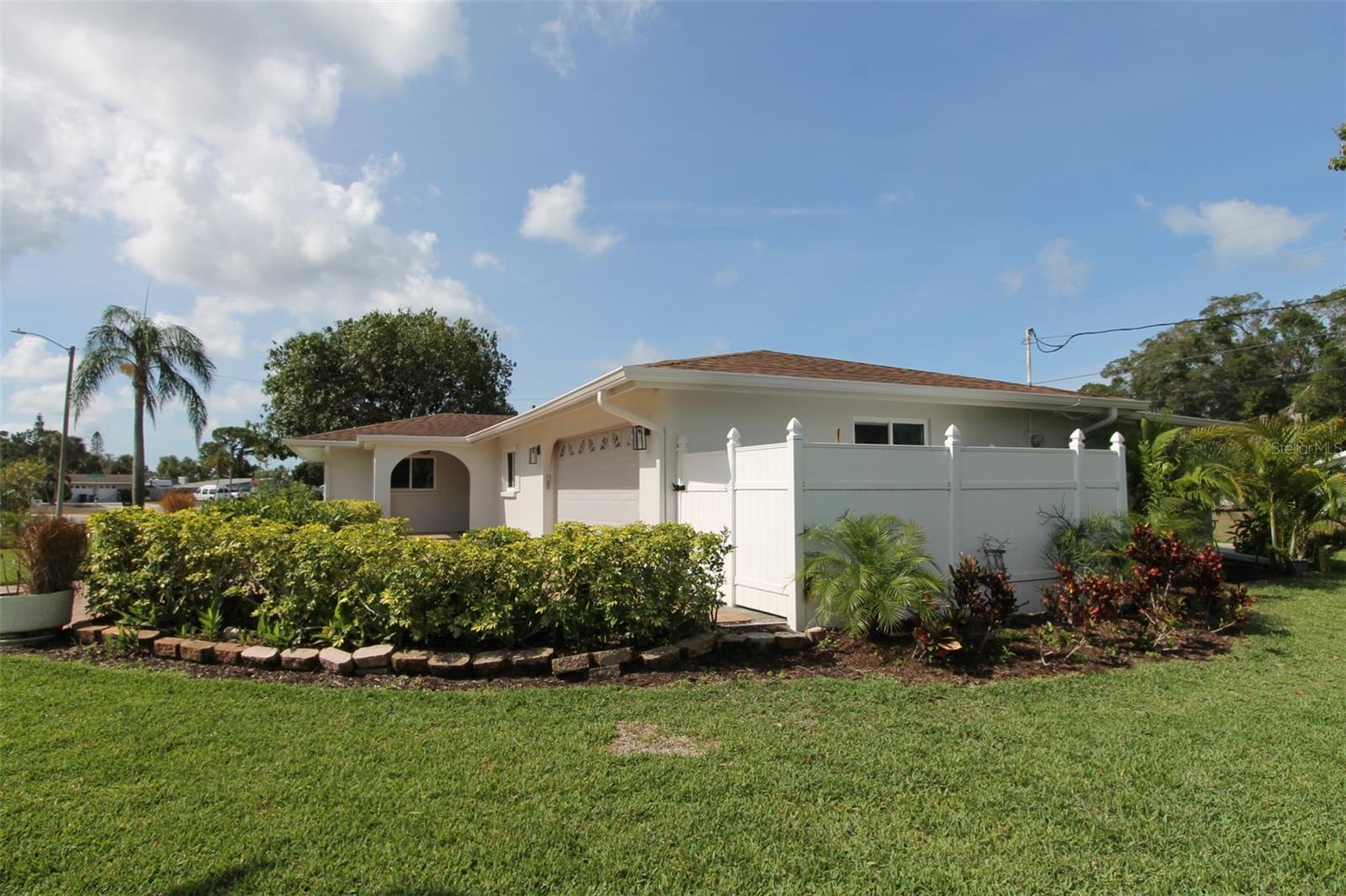 5522 YORKSHIRE WAY, SARASOTA, FL, 34231