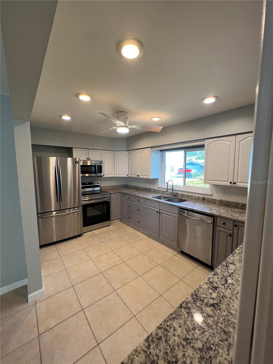 5522 YORKSHIRE WAY, SARASOTA, FL, 34231