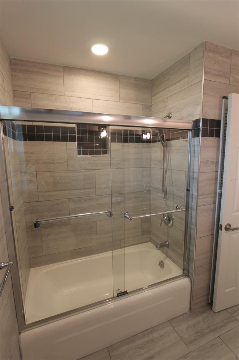 5522 YORKSHIRE WAY, SARASOTA, FL, 34231