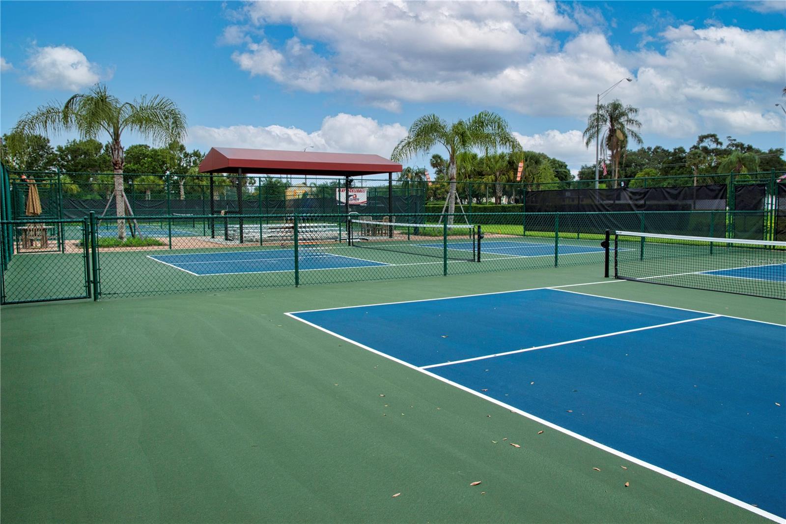2426 SIFIELD GREENS WAY, SUN CITY CENTER, FL, 33573
