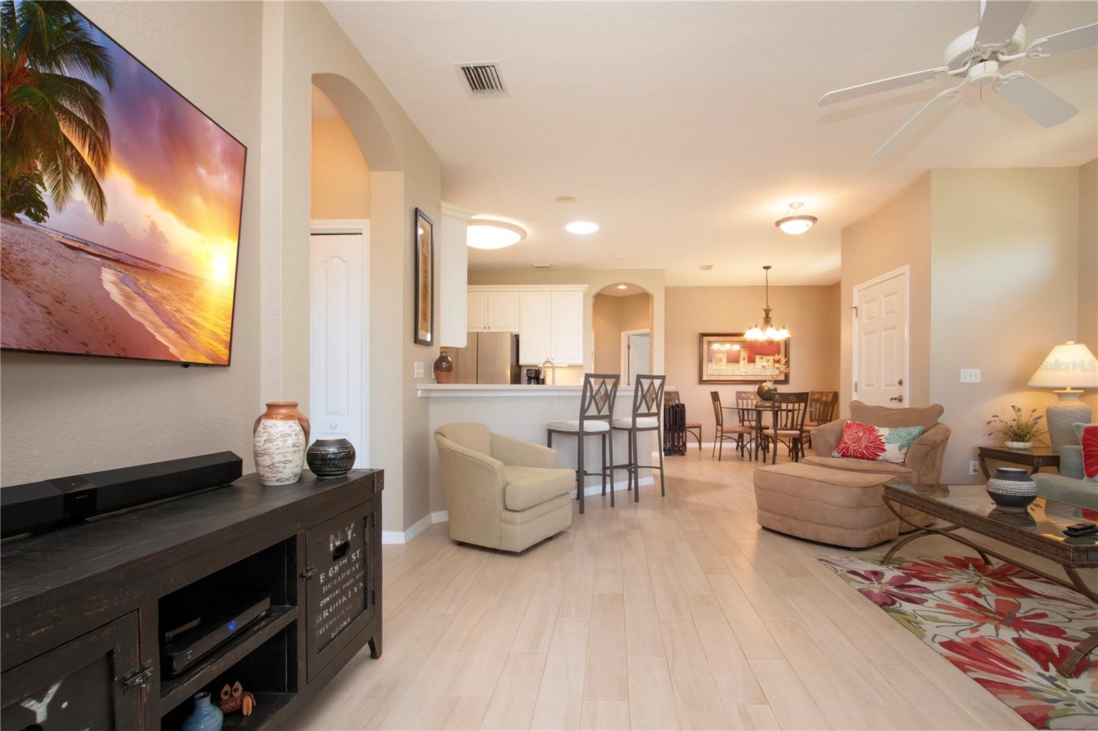 2426 SIFIELD GREENS WAY, SUN CITY CENTER, FL, 33573