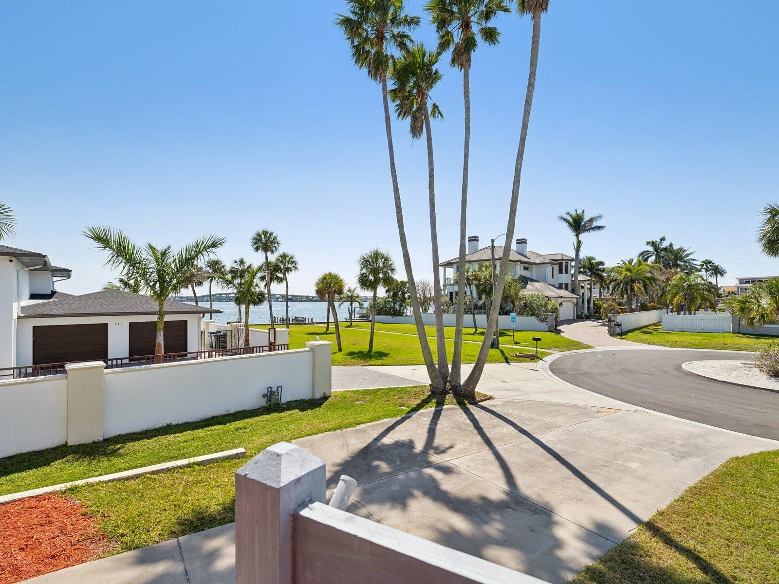 115 16TH ST, BELLEAIR BEACH, FL, 33786