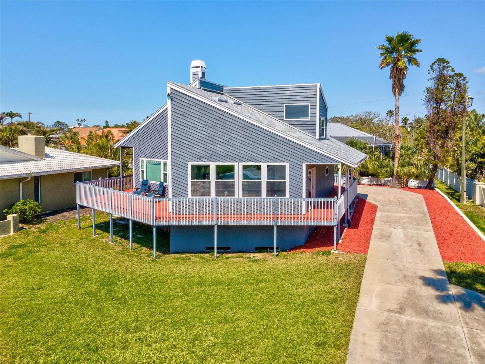 115 16TH ST, BELLEAIR BEACH, FL, 33786