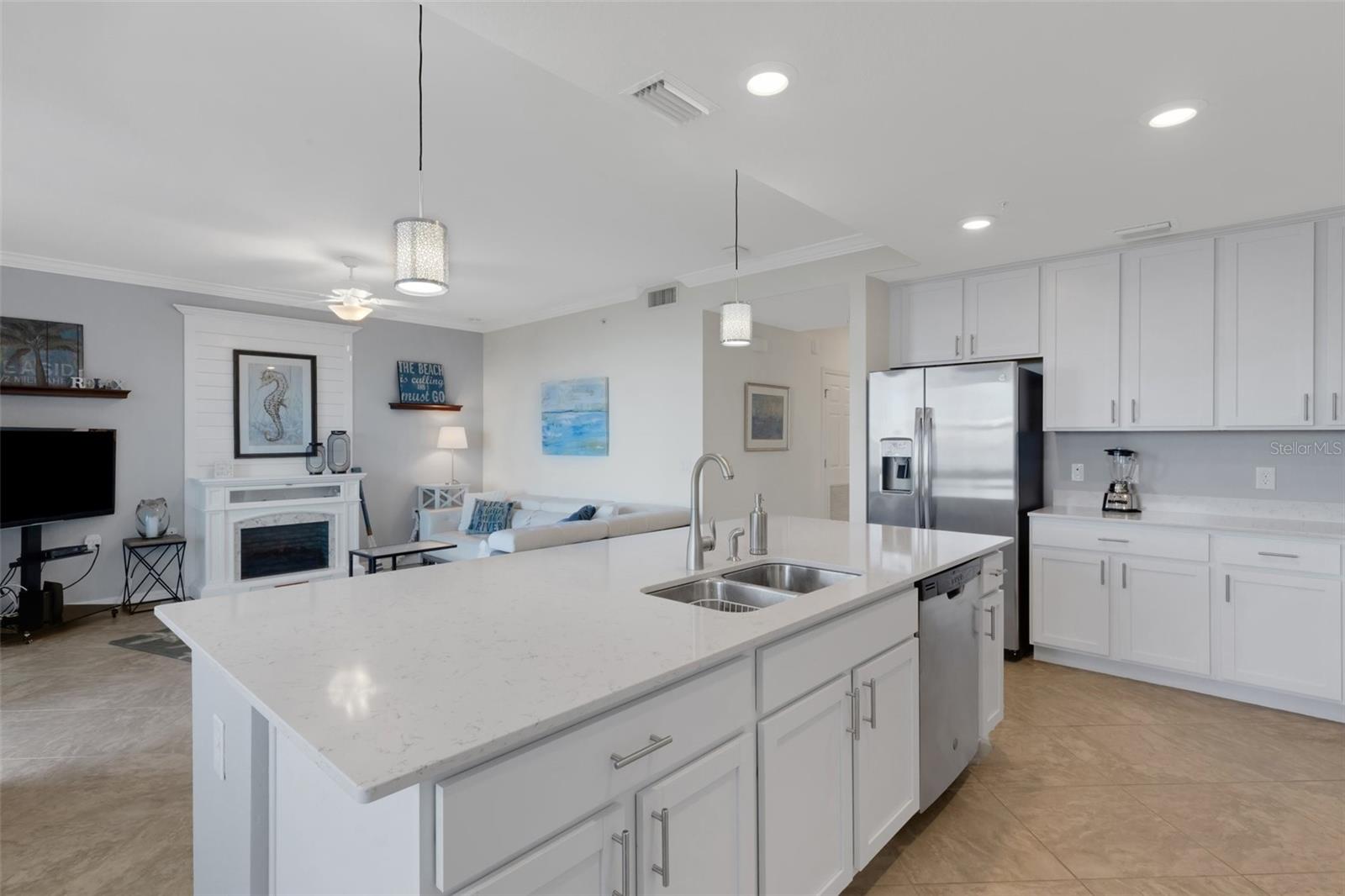910 TIDEWATER SHORES LOOP #107, BRADENTON, FL, 34208