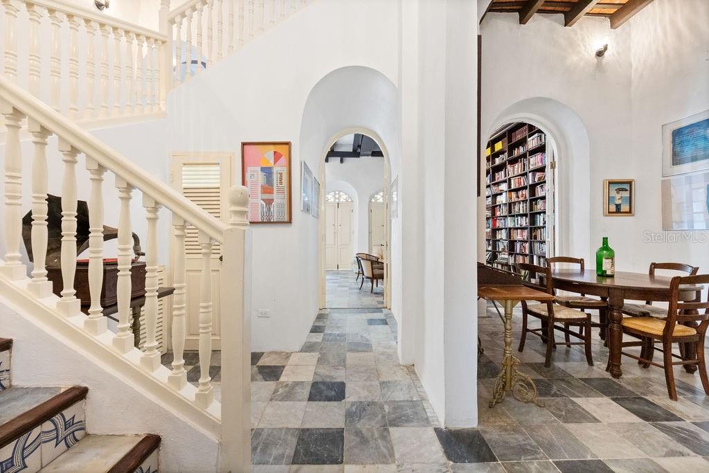 PR9112439 Property Photo