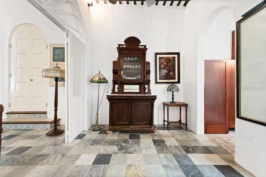 PR9112439 Property Photo