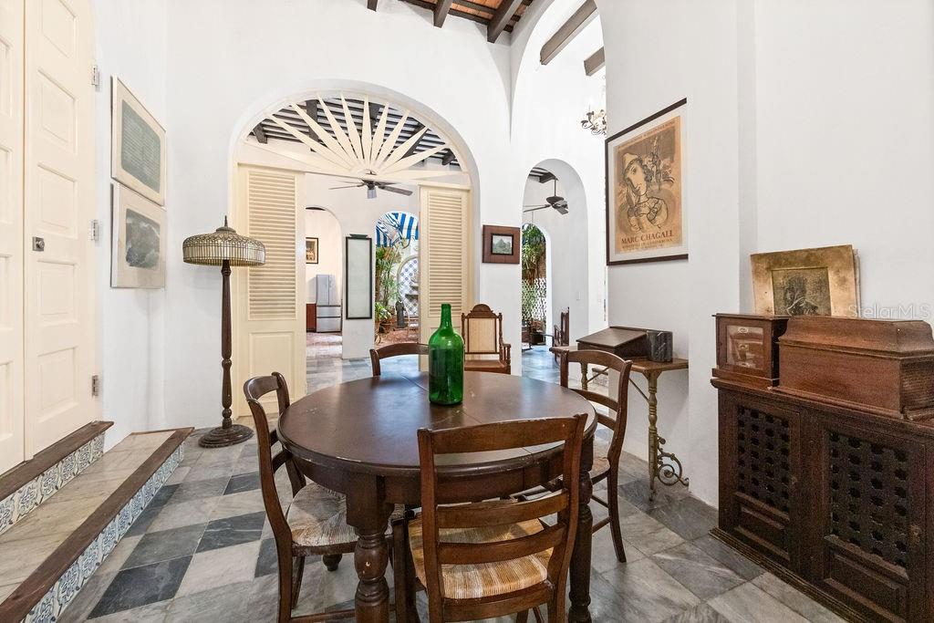 PR9112439 Property Photo