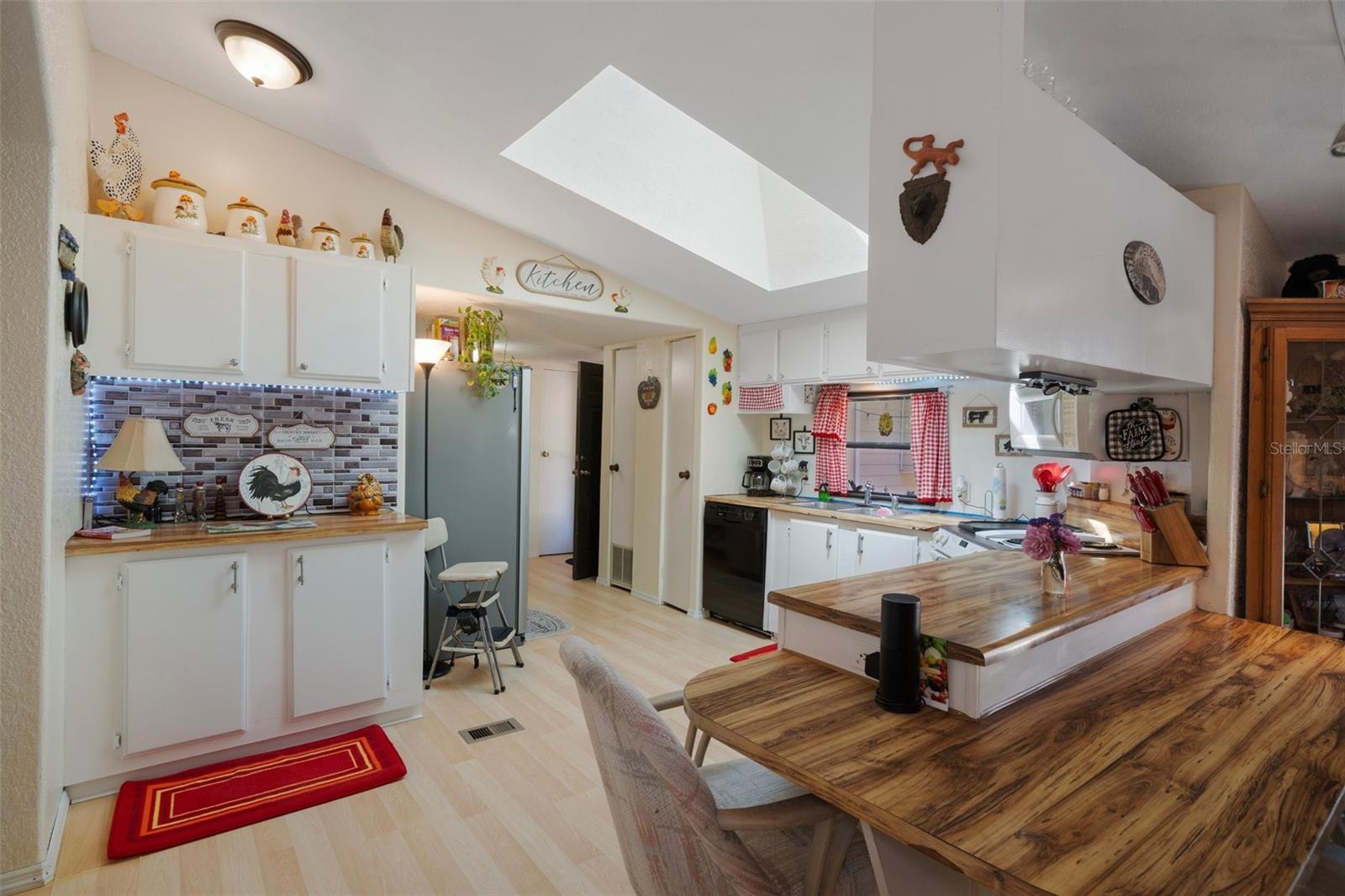 12155 ROCK DUCK AVE, WEEKI WACHEE, FL, 34614