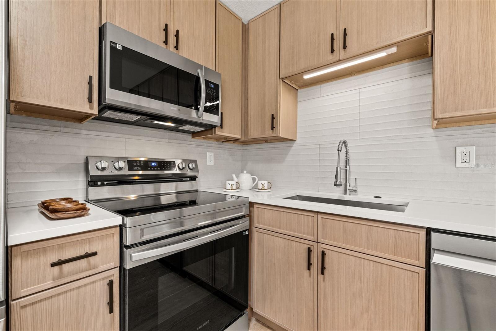 6639 16TH ST N, ST PETERSBURG, FL, 33702