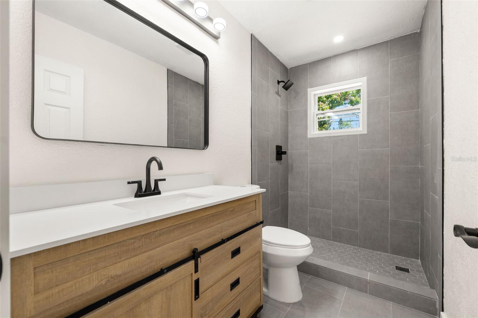 6639 16TH ST N, ST PETERSBURG, FL, 33702