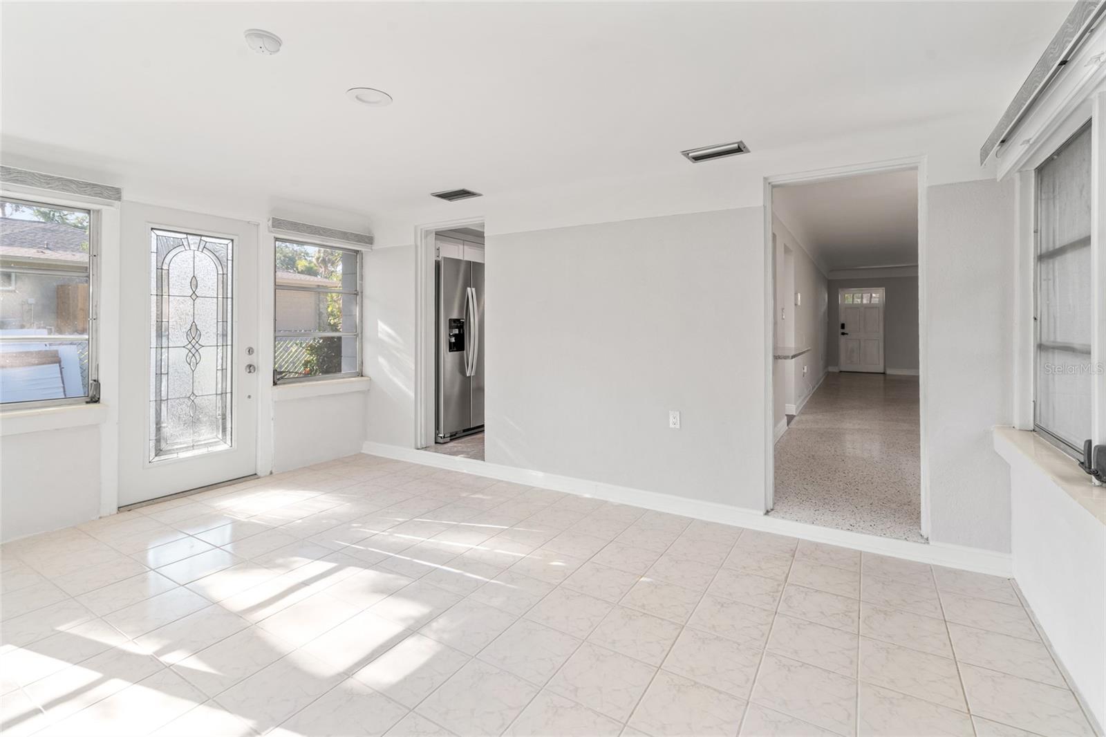 8285 28TH AVE N, ST PETERSBURG, FL, 33710