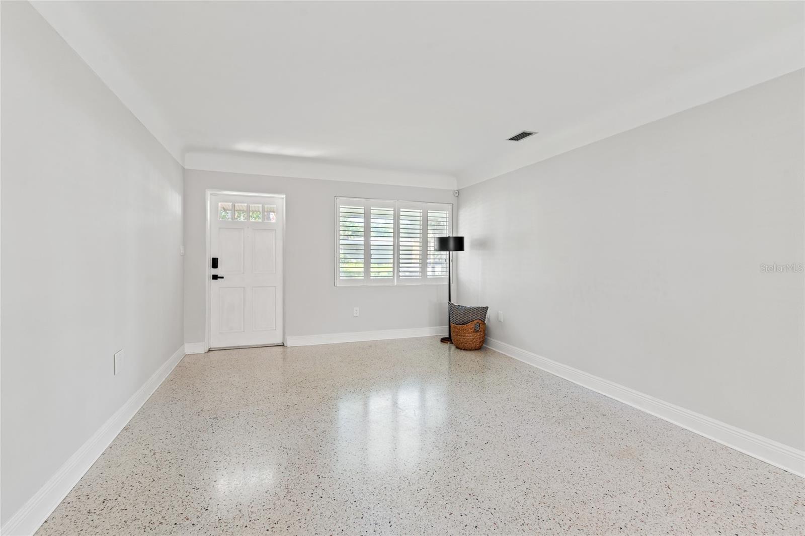 8285 28TH AVE N, ST PETERSBURG, FL, 33710