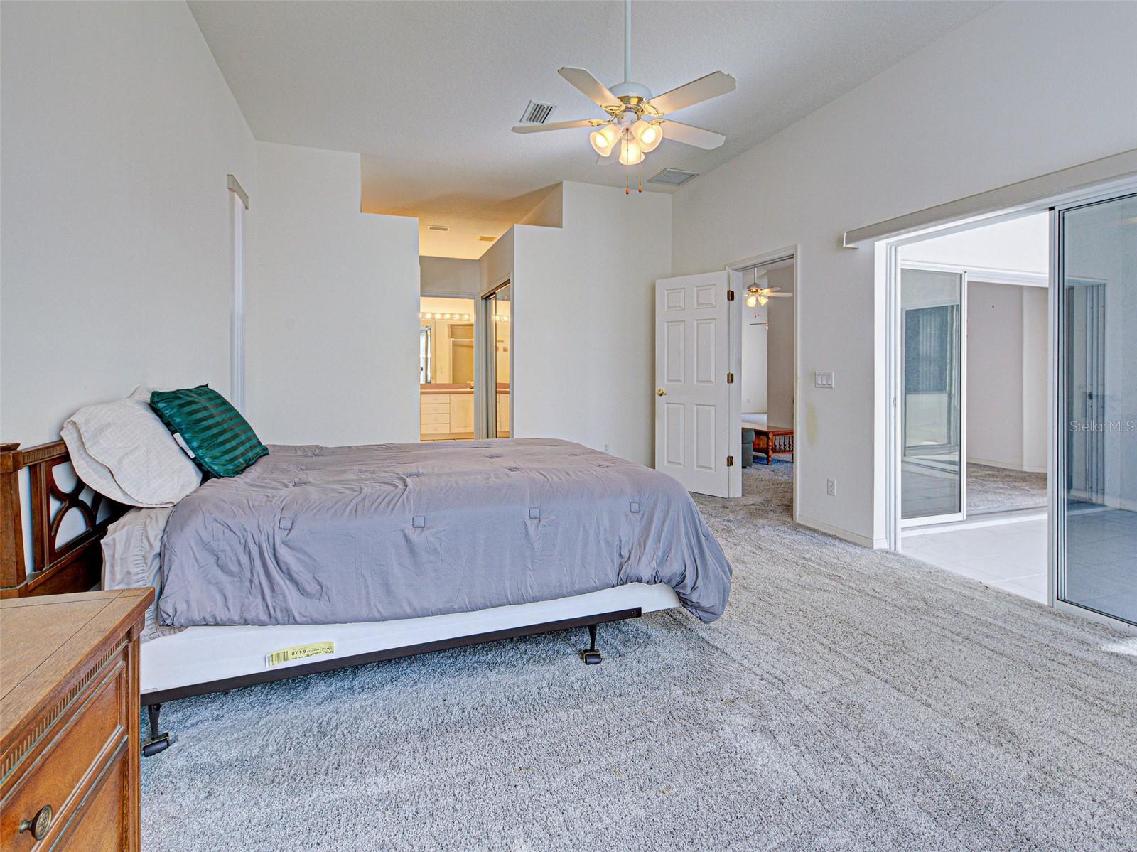 904 HARBOR TOWN DR, VENICE, FL, 34292