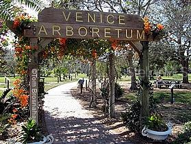 904 HARBOR TOWN DR, VENICE, FL, 34292
