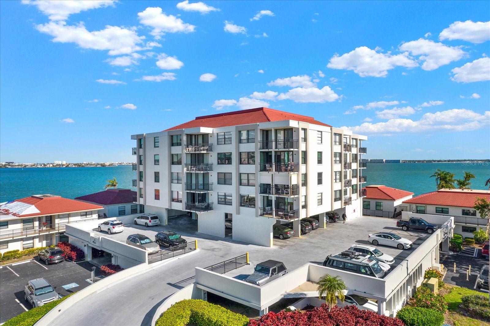 6211 SUN BLVD #404, ST PETERSBURG, FL, 33715