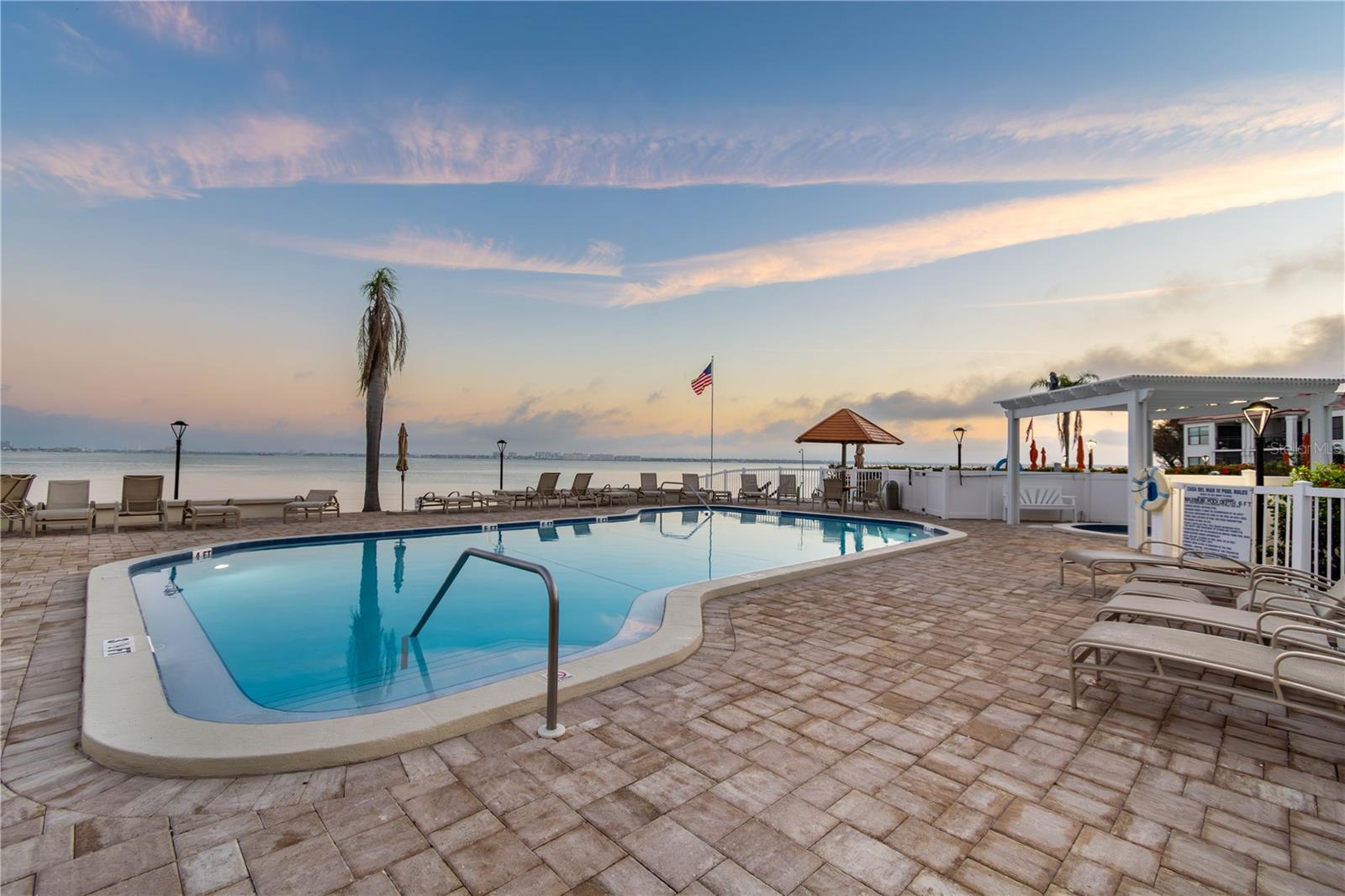6211 SUN BLVD #404, ST PETERSBURG, FL, 33715